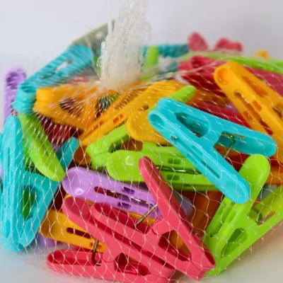 China Chutki – Clothes Pegs – front view